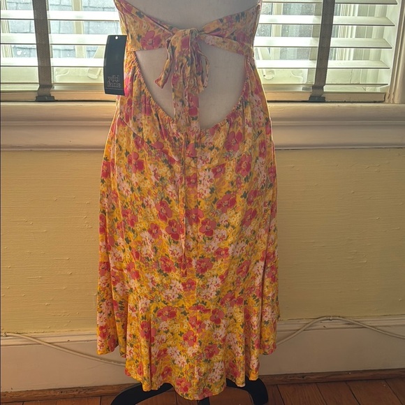 Floral Strappy Tie Back Ruffle Halter Mini Dress - Picture 9 of 12